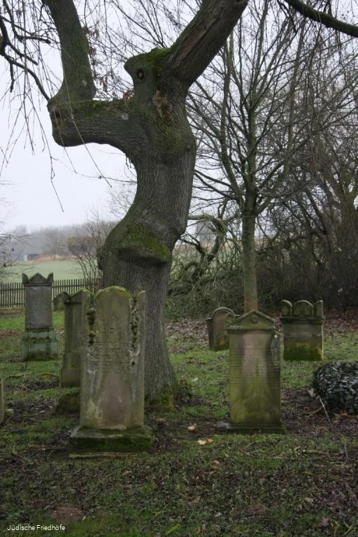 Jüdischer Friedhof Essentho