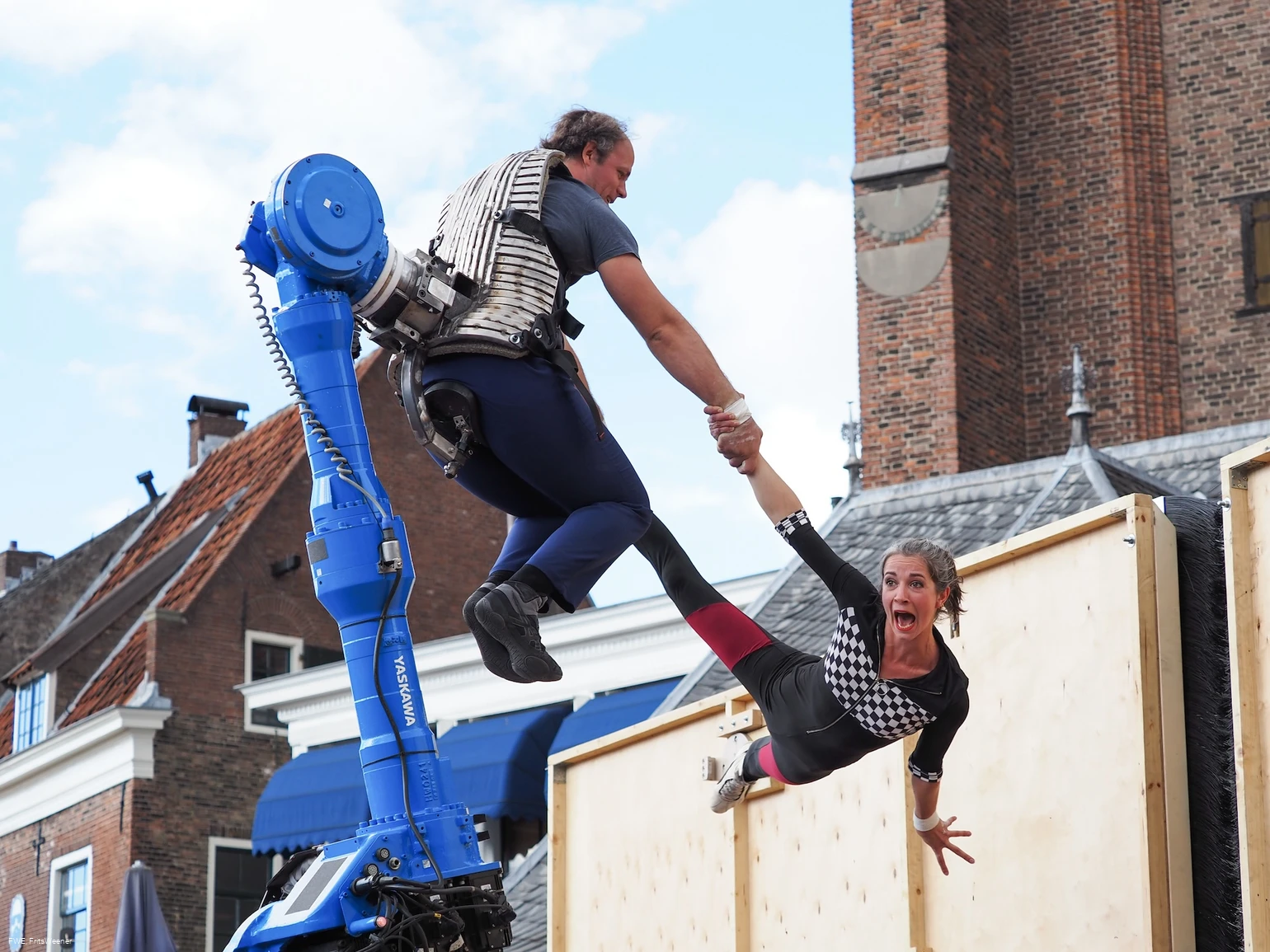 2026-08-27 Straßentheater 2 UliK Robotic Circus @Jann Höfer.jpg