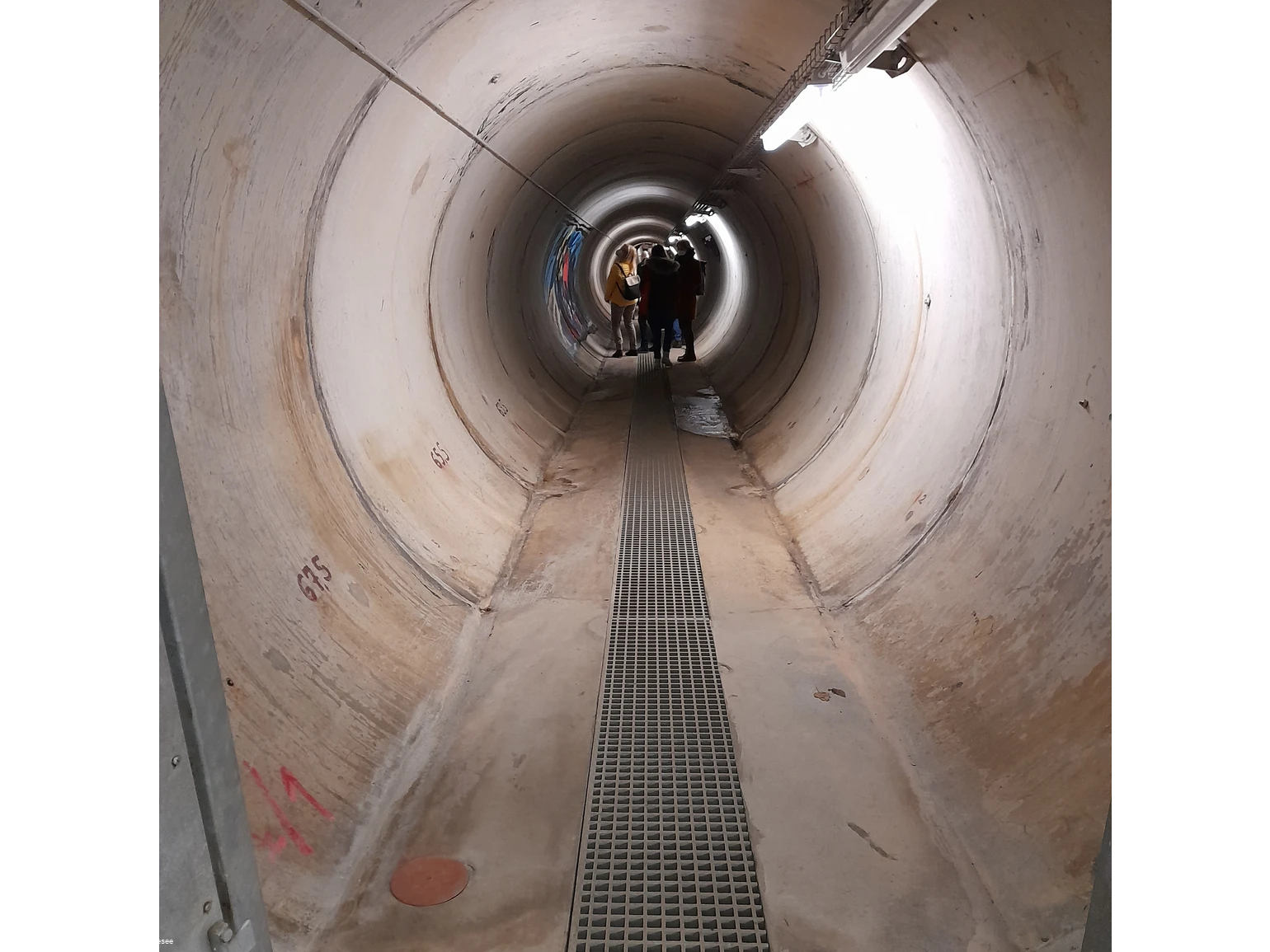 Gang Kontrollstollen (c) Wirtschafts- und Tourismus GmbH Möhnesee.jpg