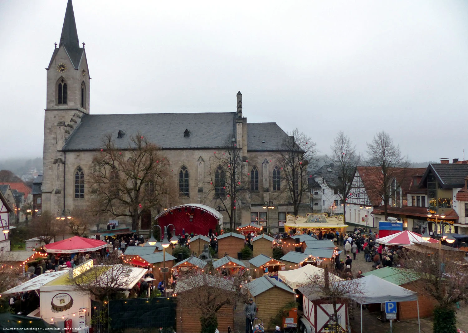 Weihnachtsmarkt Marsberg - Kirchplatz
