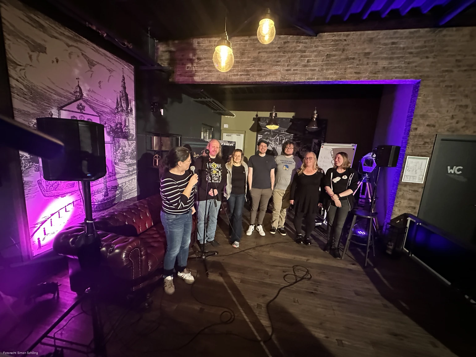 2026-03-20 Davina Poetry Slam@Simon Schilling.jpeg 2026-03-20 Davina Poetry Slam@Simon Schilling.jpeg