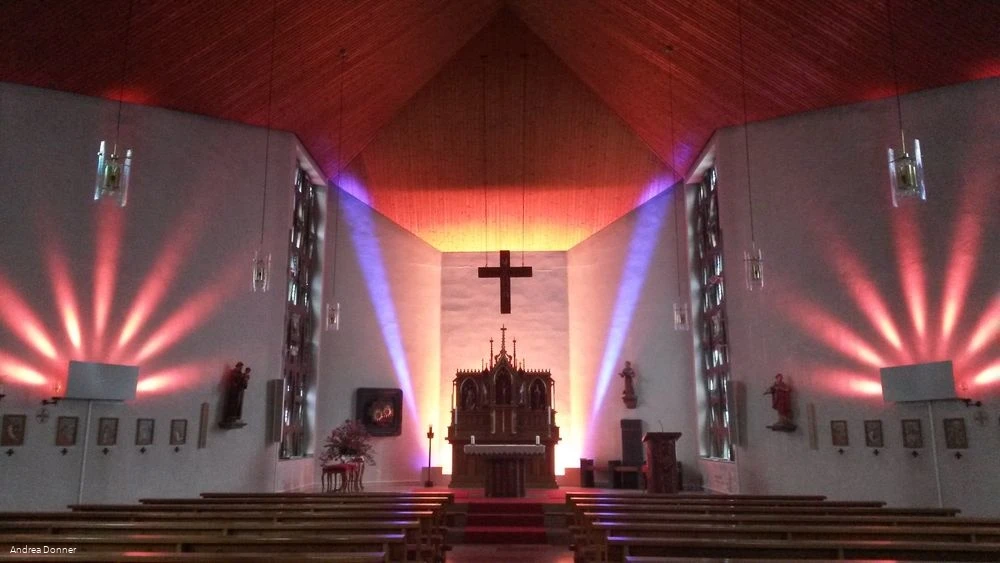 Farbenglanzkirche Oberschledorn