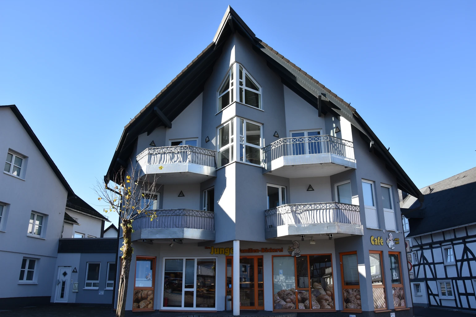 DSC_0113.JPG DSC_0113.JPG