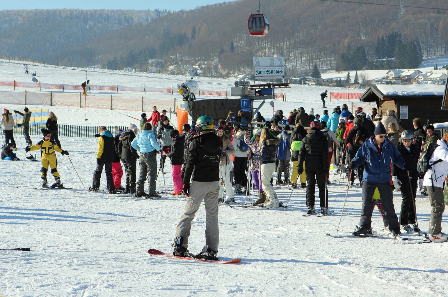 dorfwiese-talstation.jpg