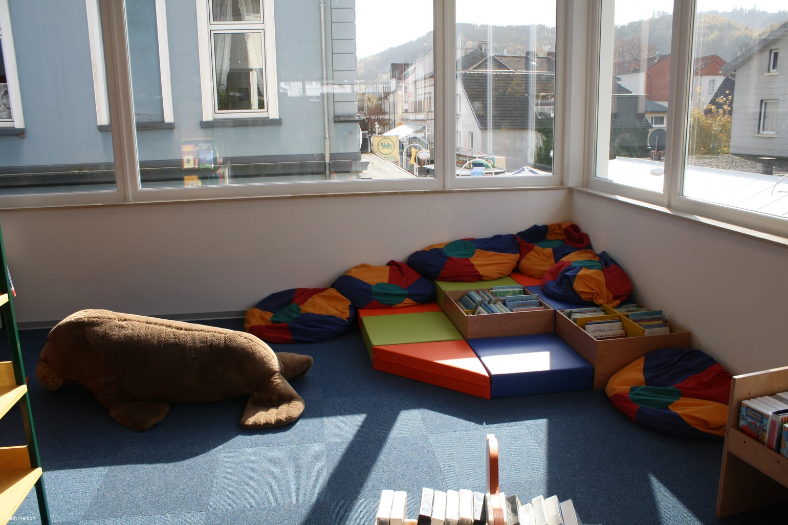 Werdohl_Stadtbücherei_Kinderlesebereich.jpg Werdohl_Stadtbücherei_Kinderlesebereich.jpg