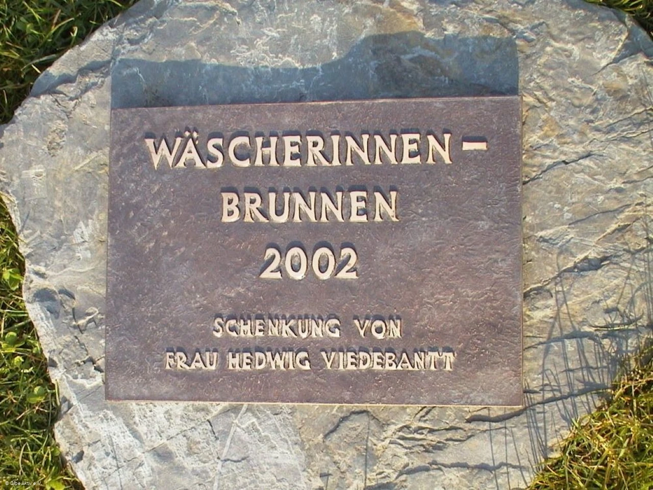 Wäscherinnen-Brunnen Olpe - Schenkungsplakette