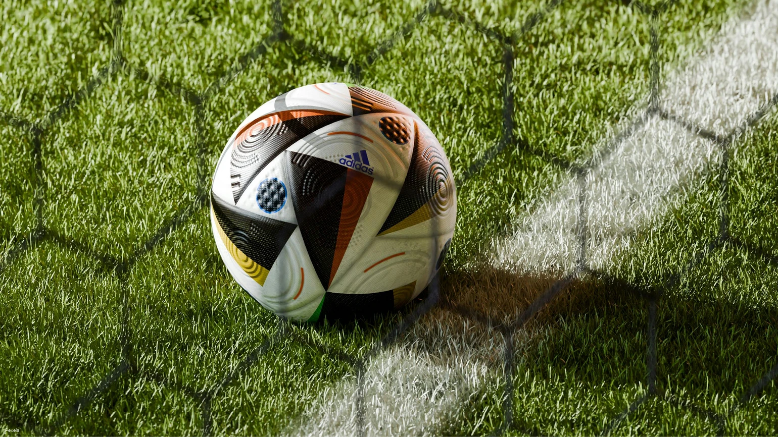 Fußball