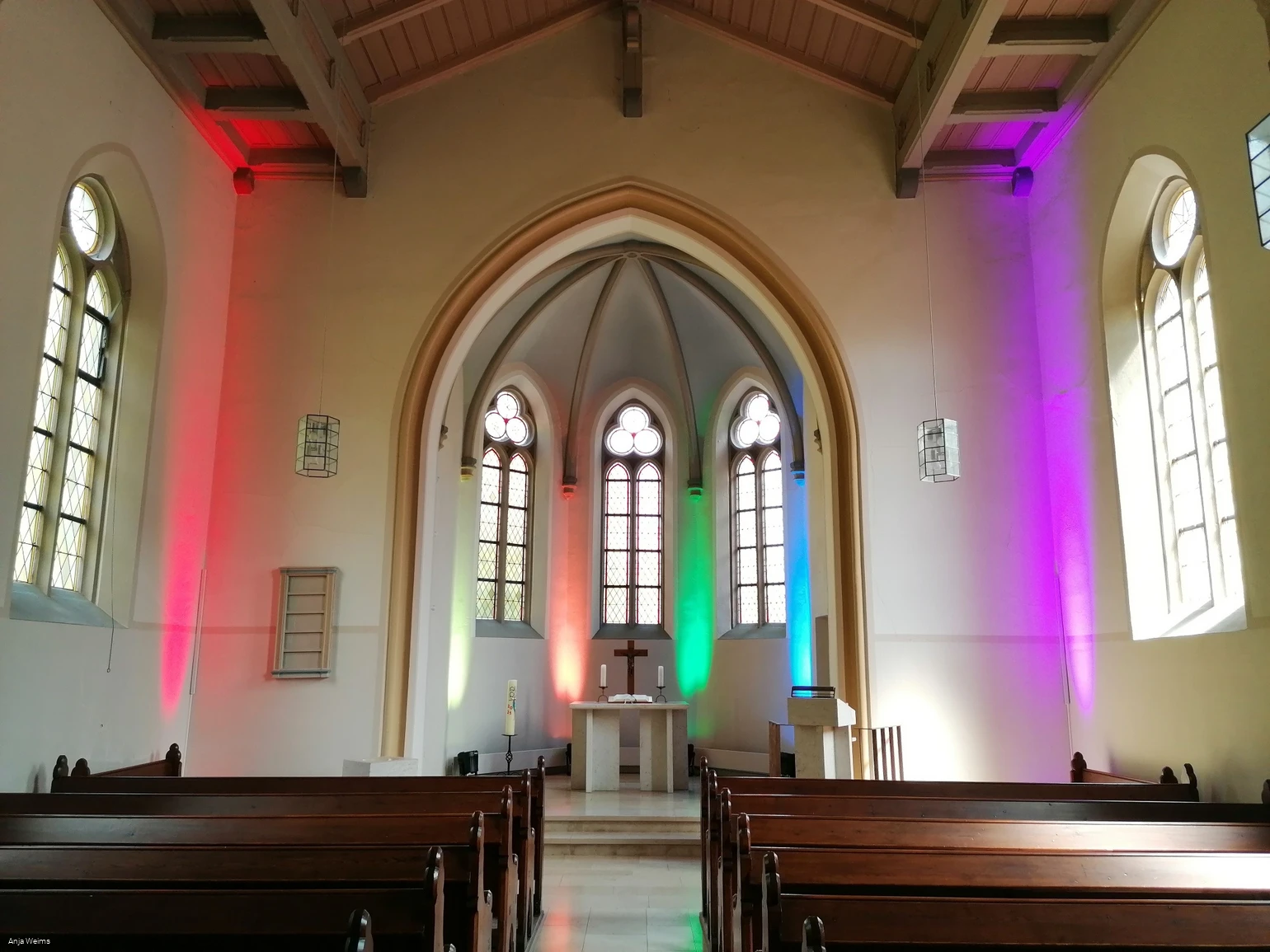 Innenansicht Bergbau Lichterkirche Innenansicht Bergbau Lichterkirche