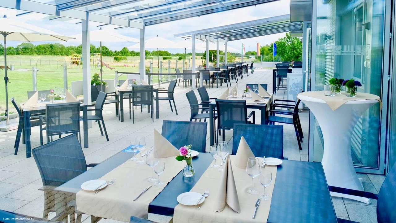 Außenterrasse JU 52