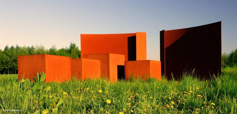 9. Wegmarke Kubus.jpg