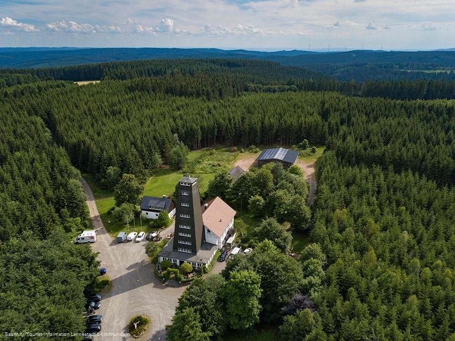 Rhein-Weser-Turm_Luftaufnahme