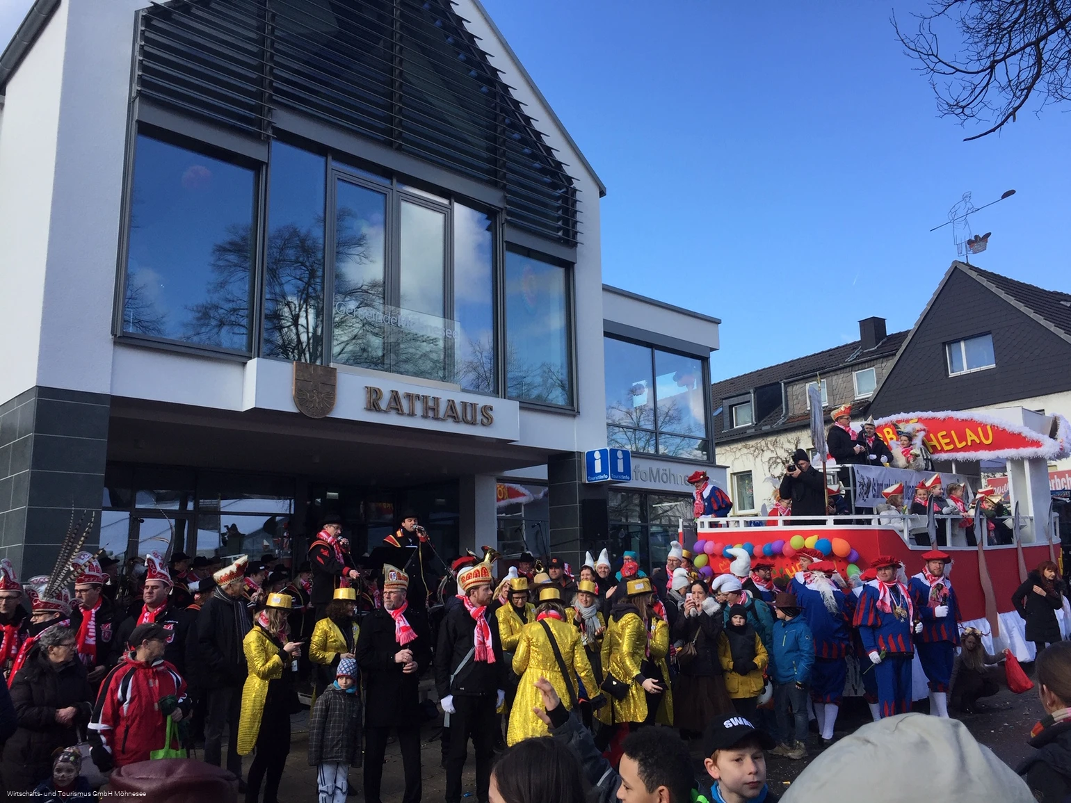 Großer Karnevalsumzug.JPG