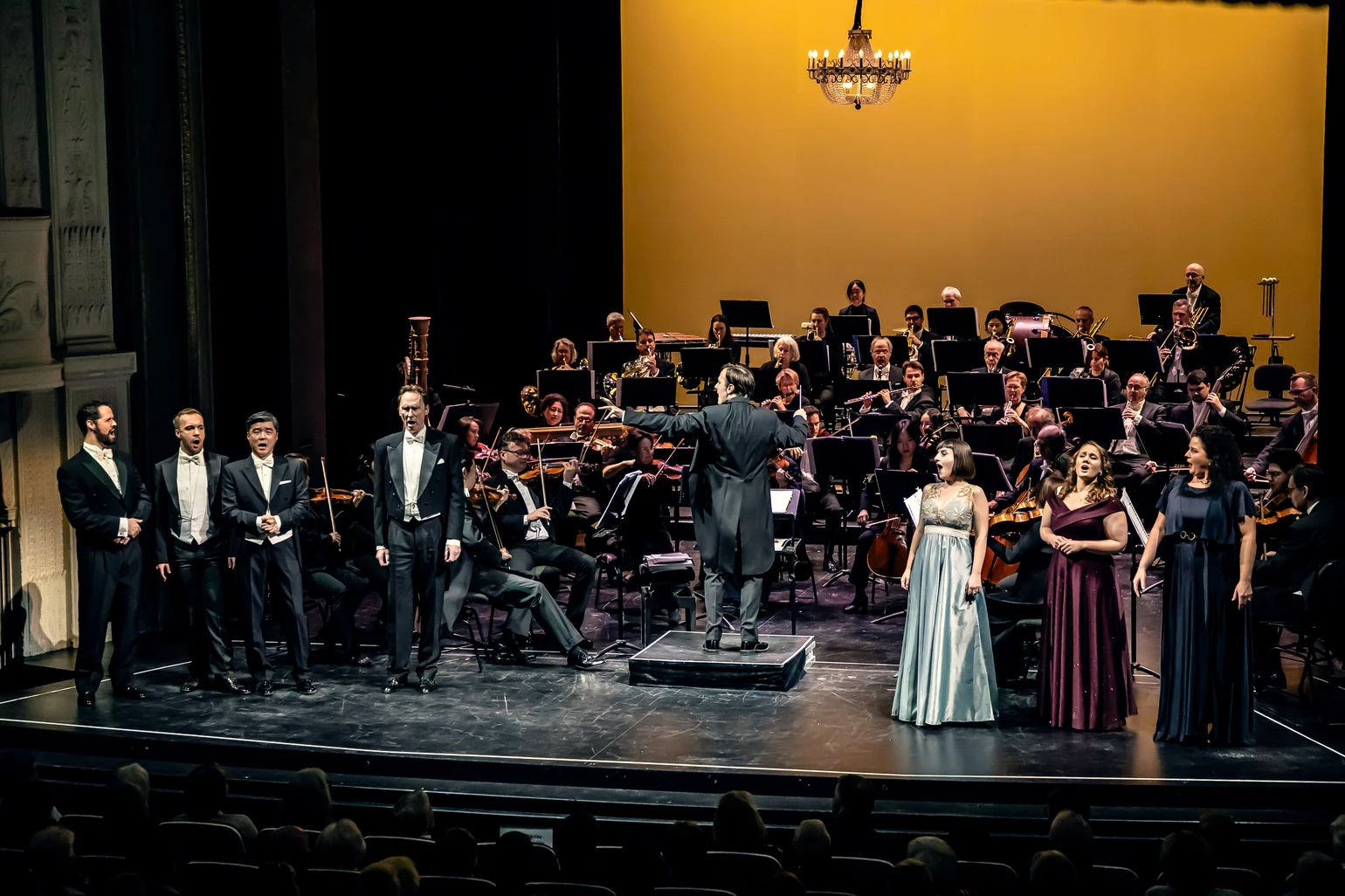Es wird auch wieder hell Landestheater Detmold 110 © Marc Lontzek.jpg
