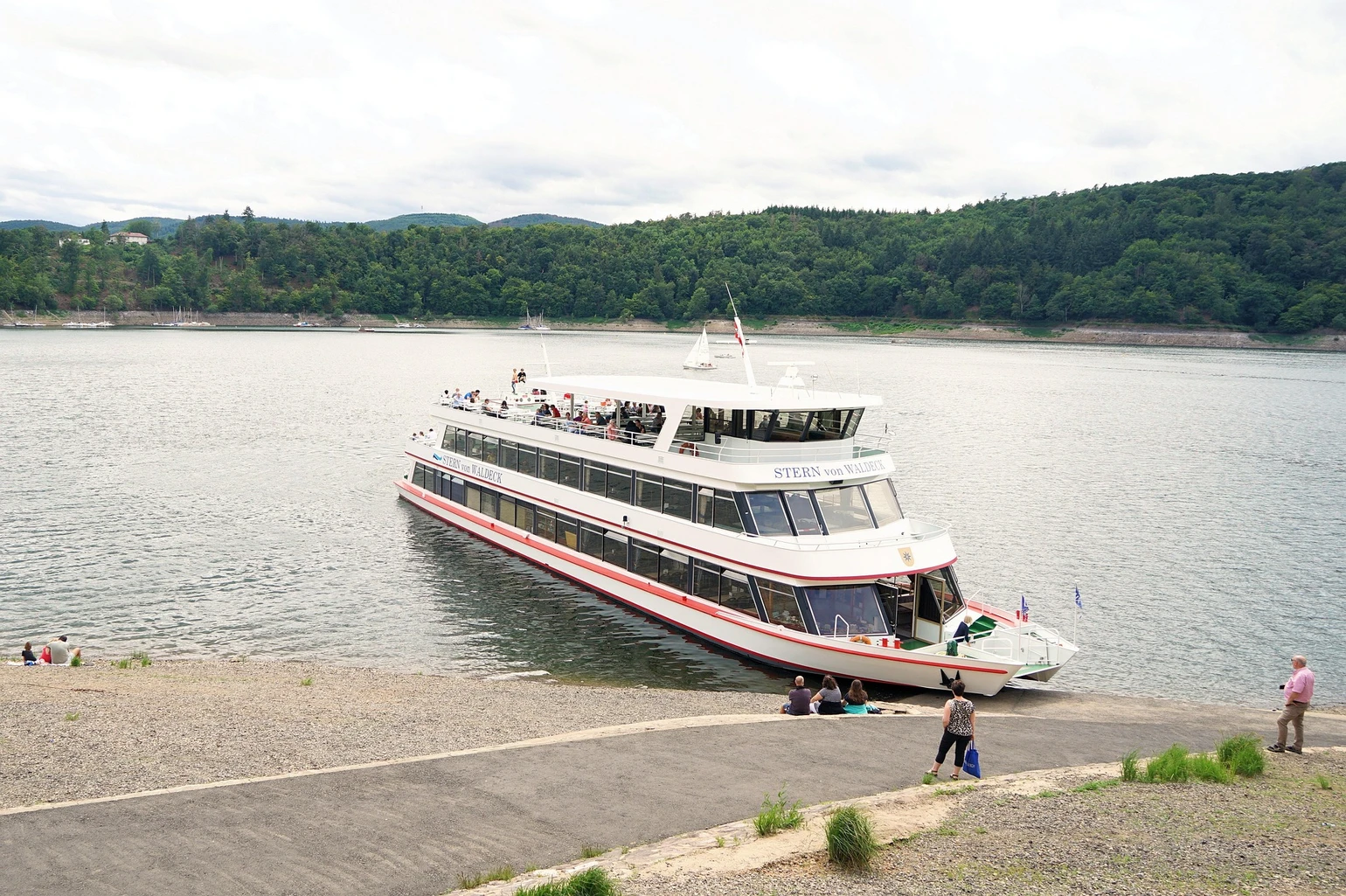 Anleger Sperrmauer Ostseite