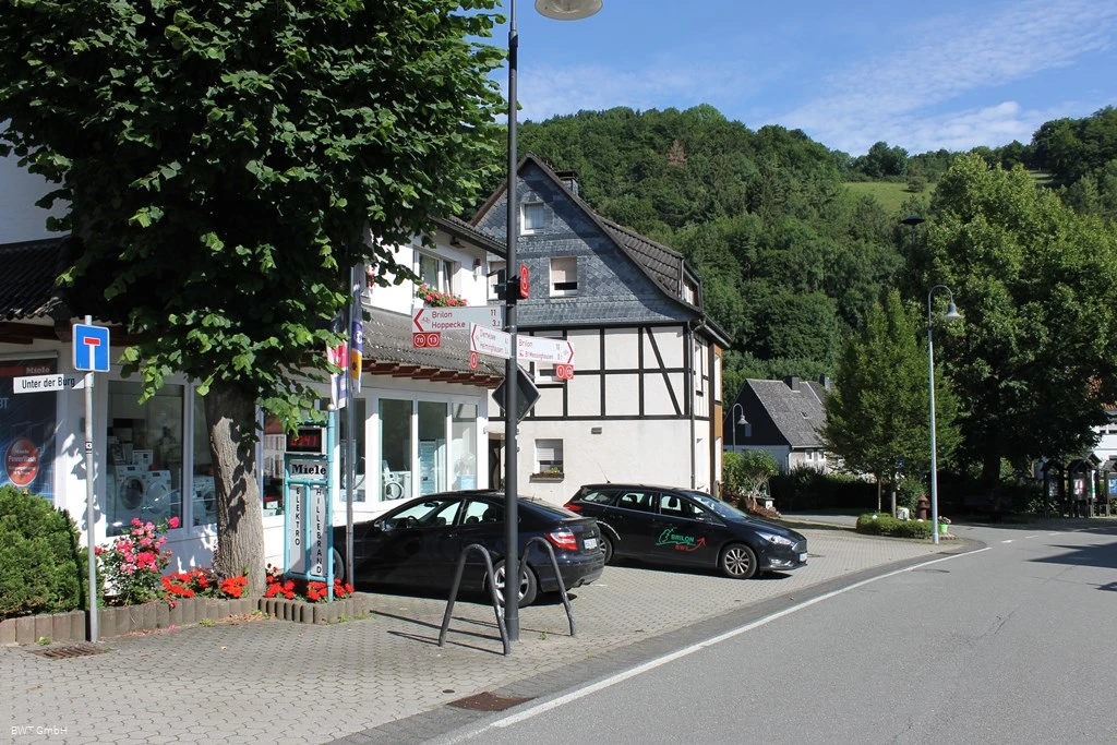 6 Messinghausen aus Richtung Diemelsee kommend.JPG