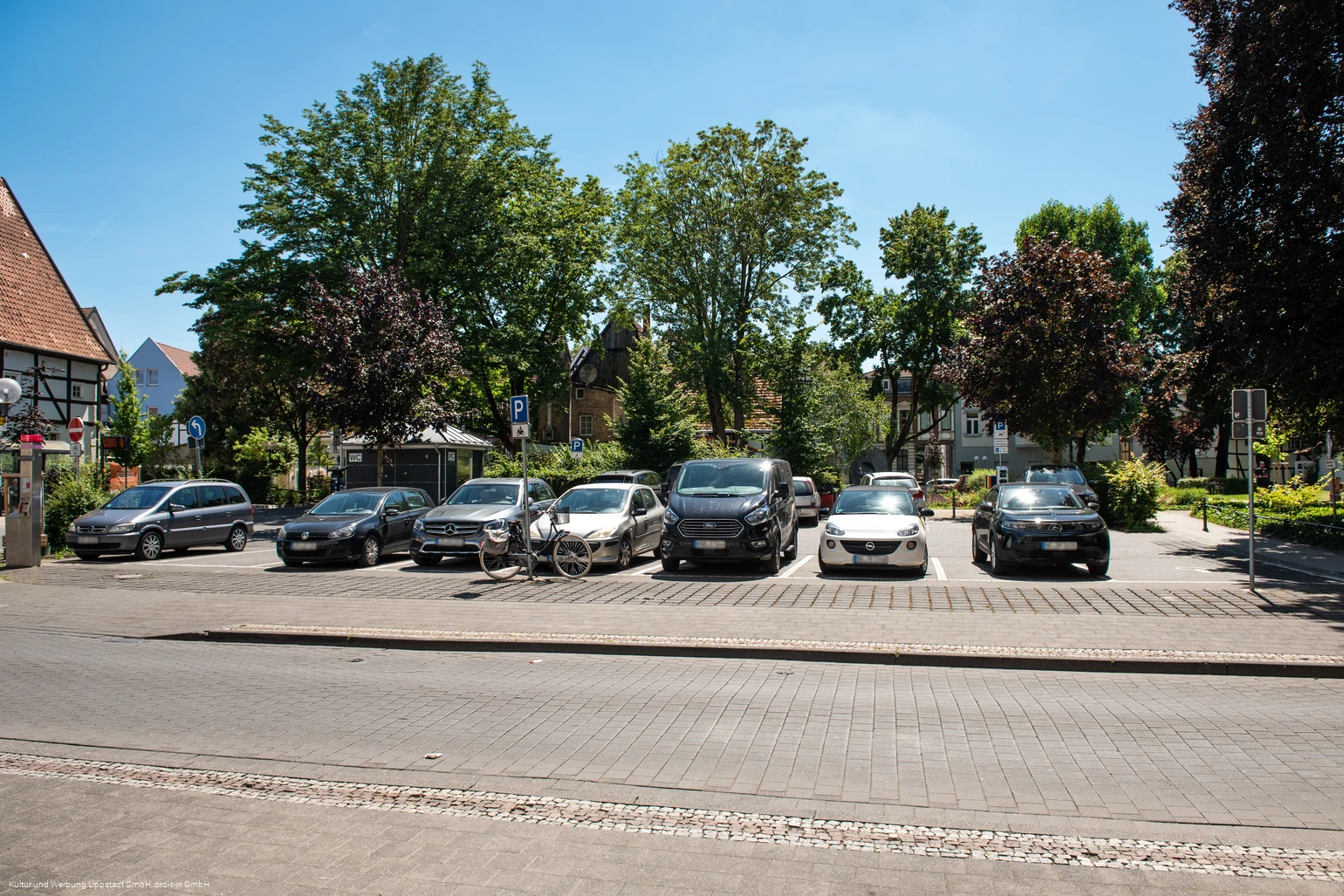 Parkplatz_Poststraße_(c) KWL Kultur und Werbung Lippstadt GmbH Pro-t-in GmbH (2).jpg