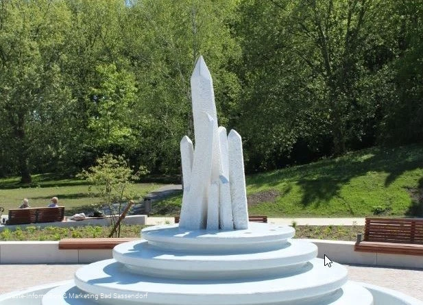 Salzkristallbrunnen an der Börde Therme