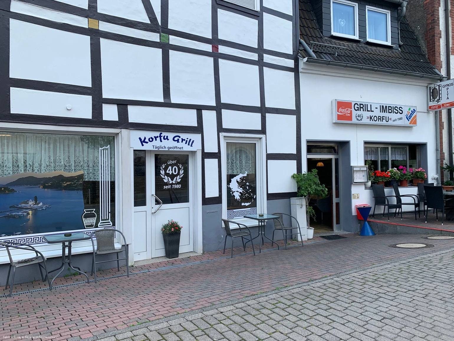 Grillstube Korfu, Sichtigvor