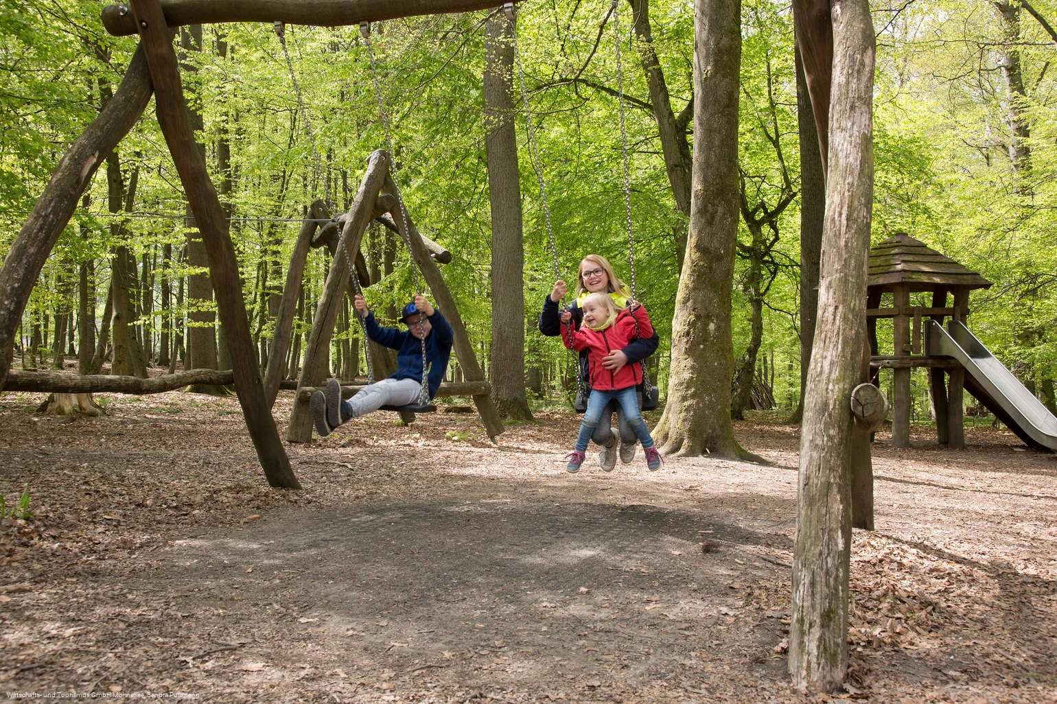 Waldspielplatz Günne Schaukel