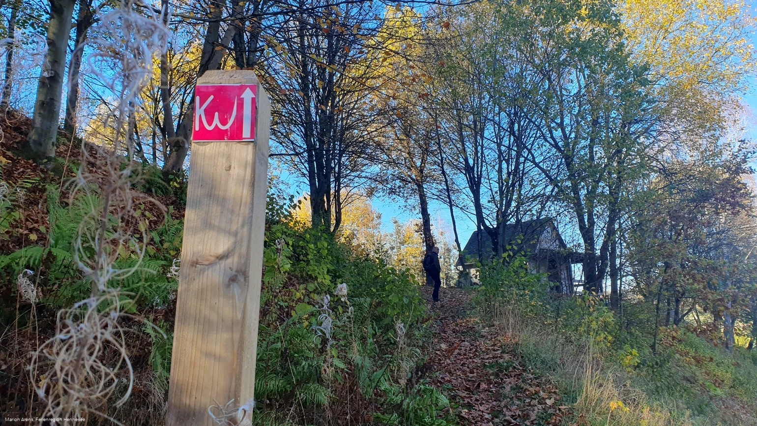 Wegmarkierung Klosterweg Südroute (rotes KW)