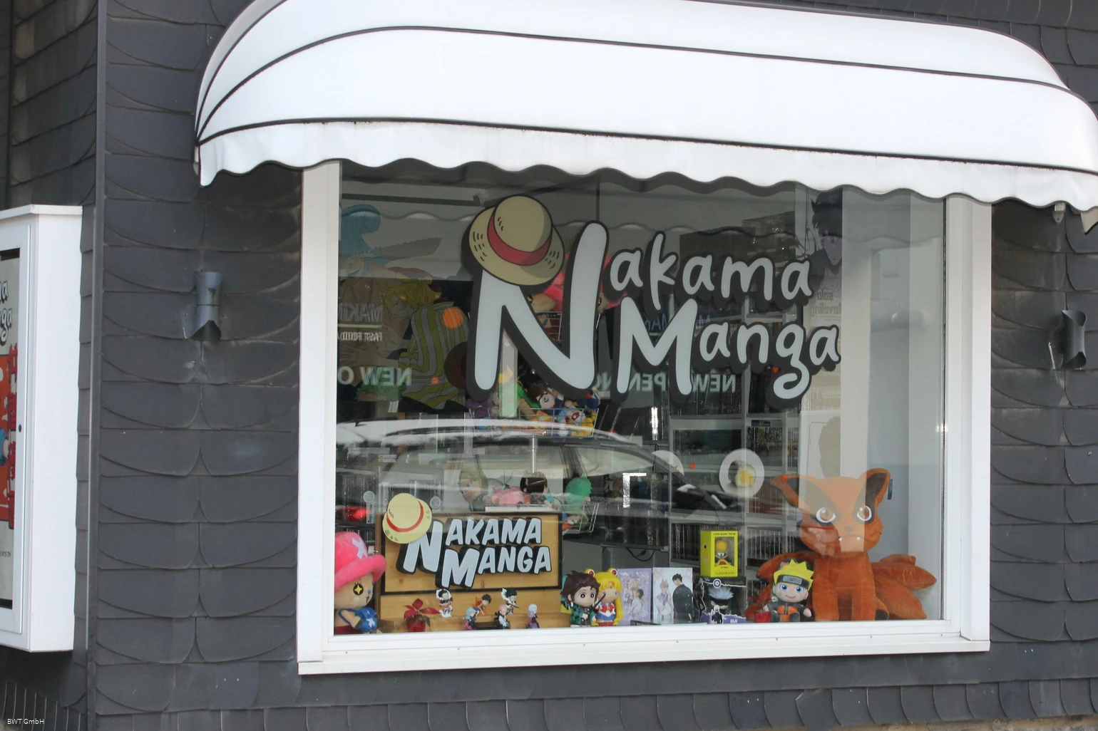Nakama Manga.jpg