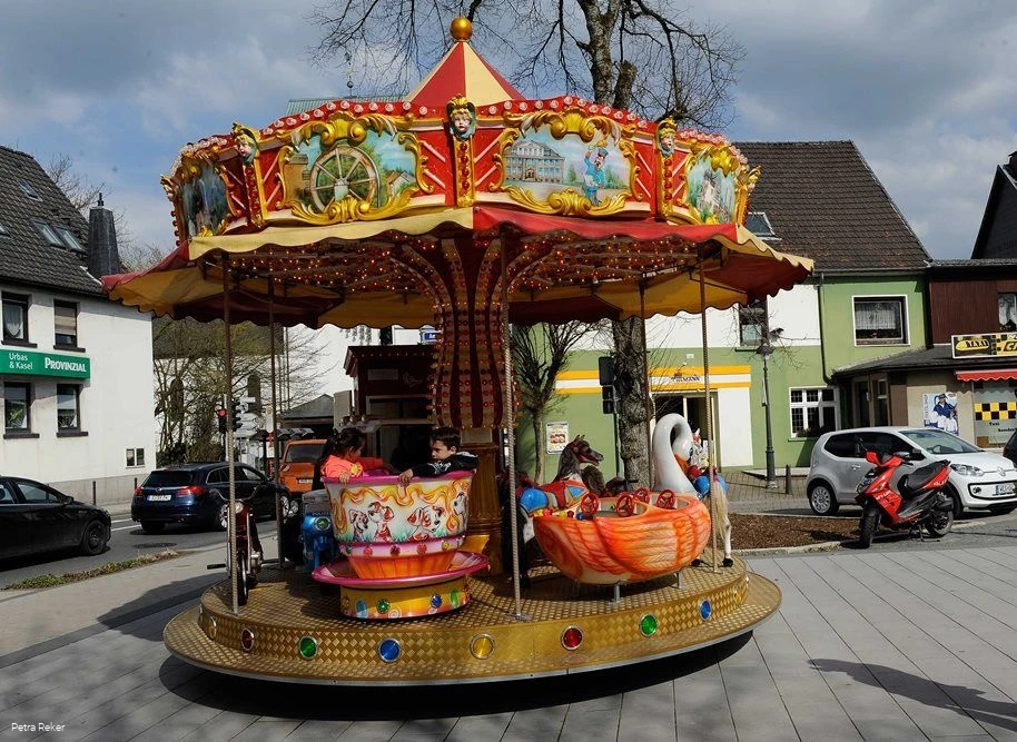 Karussell Karlo in Neuenrade Karussell Karlo in Neuenrade