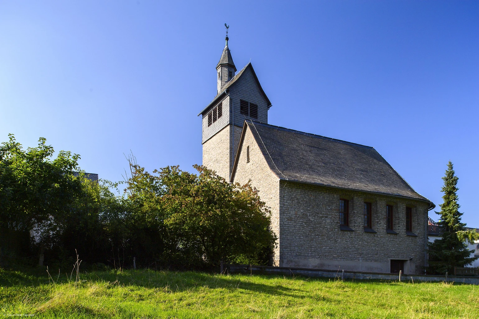 Lichterkirche in Rattlar Außenansicht