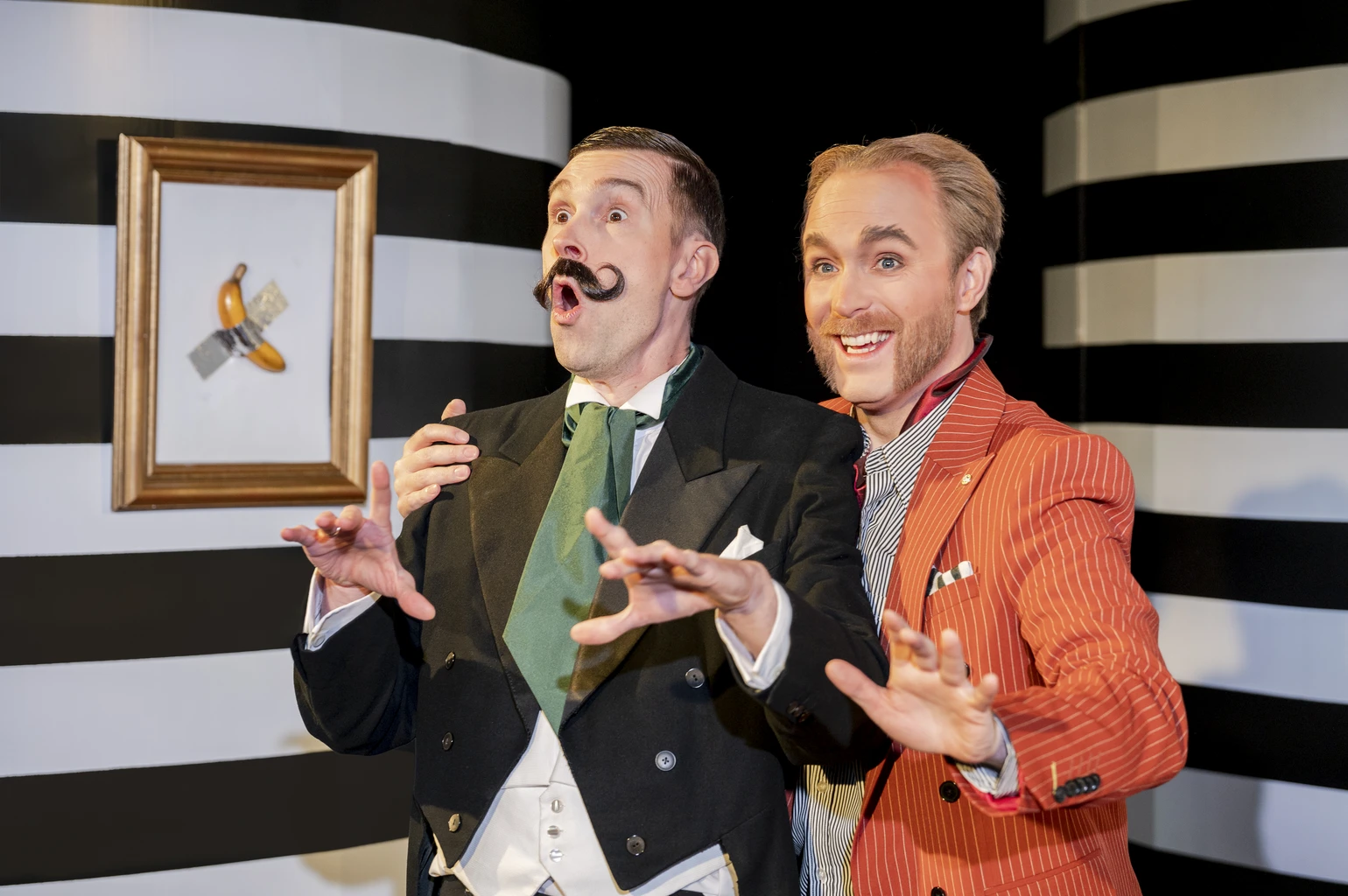 Die Fledermaus HH1_1499-Bearbeitet © Kammeroper Köln.jpg