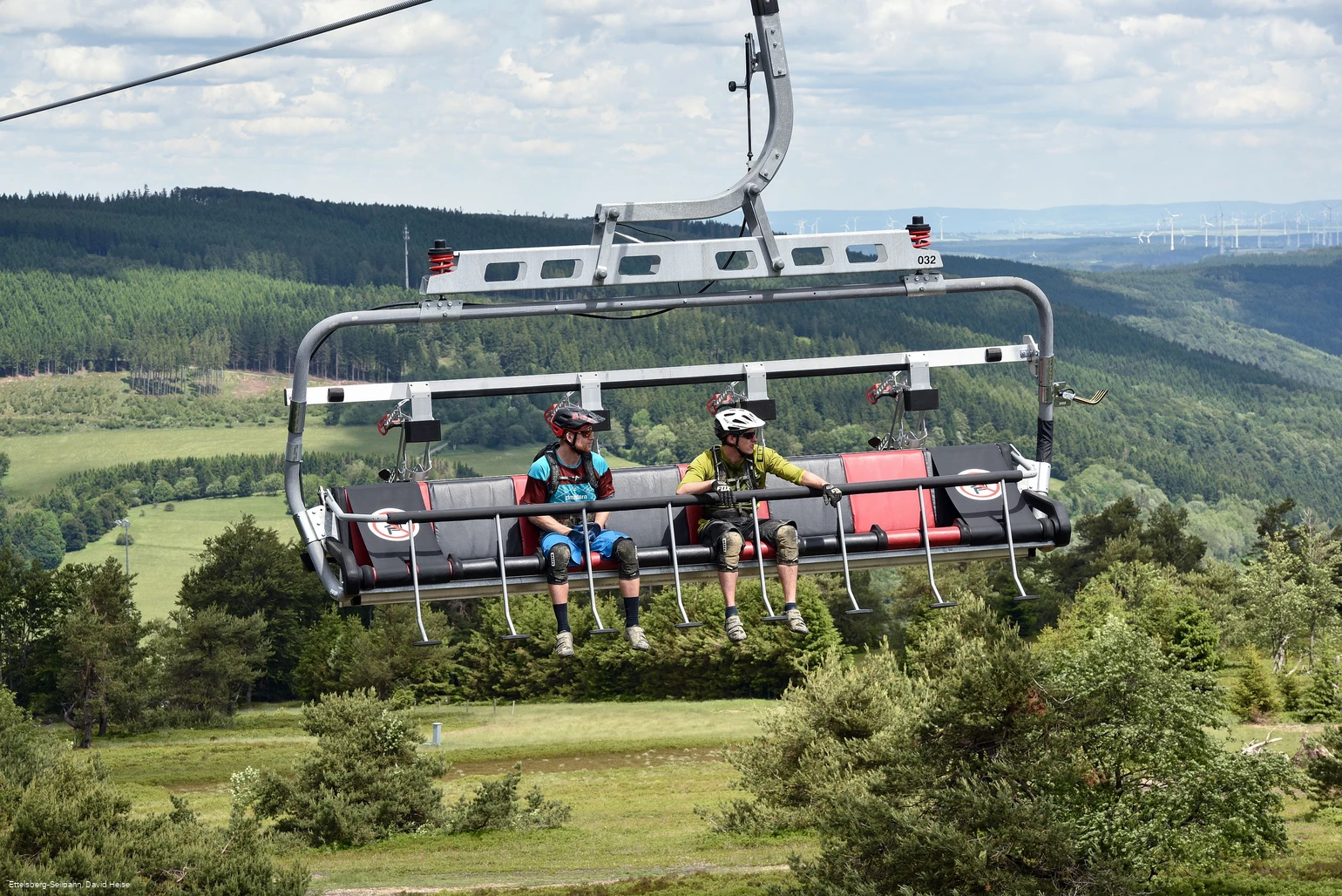 k1-sesselbahn-biker c) ettelsberg-seilbahn-david-heise.jpg k1-sesselbahn-biker c) ettelsberg-seilbahn-david-heise.jpg