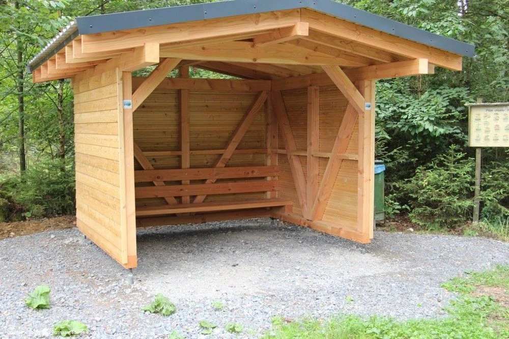 Bietet Schutz zu jeder Jahreszeit: die Schutzhütte Bietet Schutz zu jeder Jahreszeit: die Schutzhütte