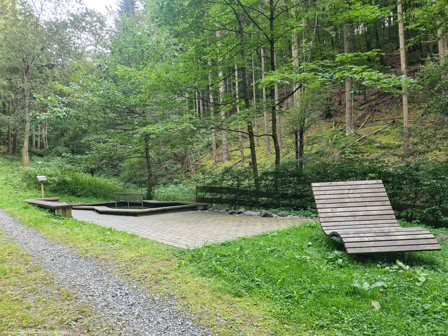 Tretbecken Küstelberg