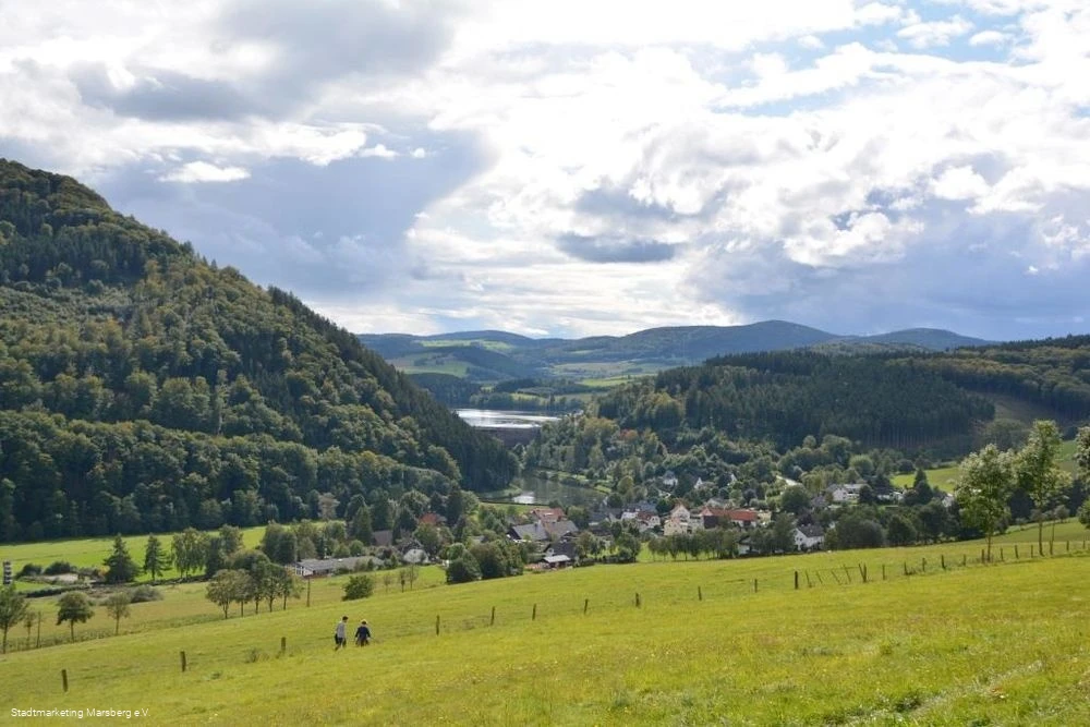 Blick auf Helminghausen und Diemelsee Blick auf Helminghausen und Diemelsee