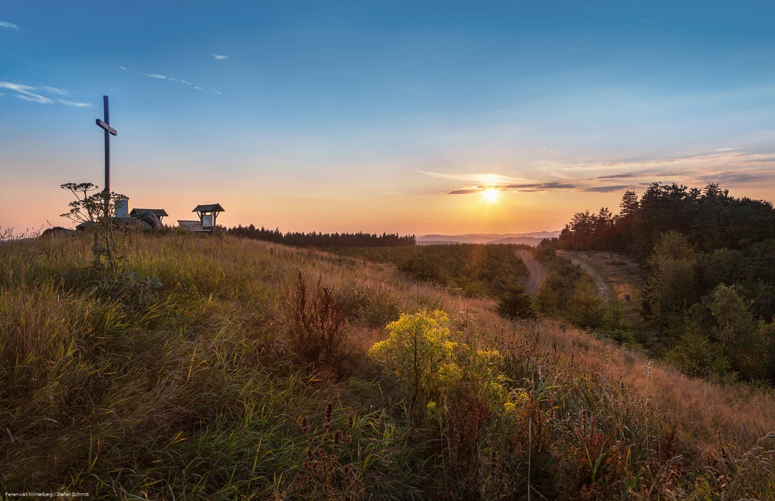 FerienweltWinterberg_2015_Clemensberg Hochheide Nieersfeld Goldene Pfad_Sommer low_Stefan Schmitt.jpg