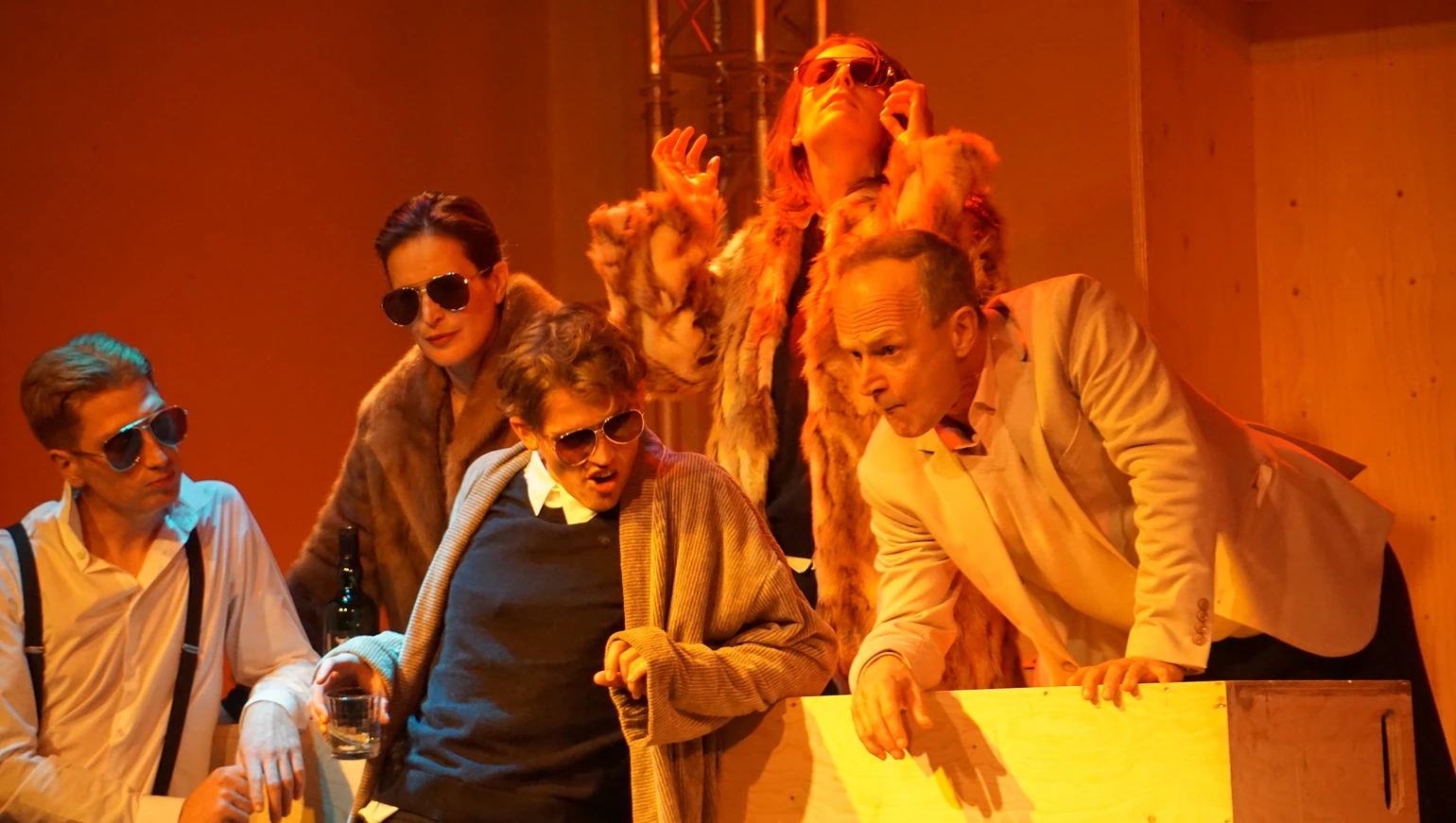 Jugend ohne Gott_04_Jacob Meinecke_Marianna Linden_Jona Hansen_Jasmin Loreen Besemer_Andre Kudella © Andreas Hueck.JPG