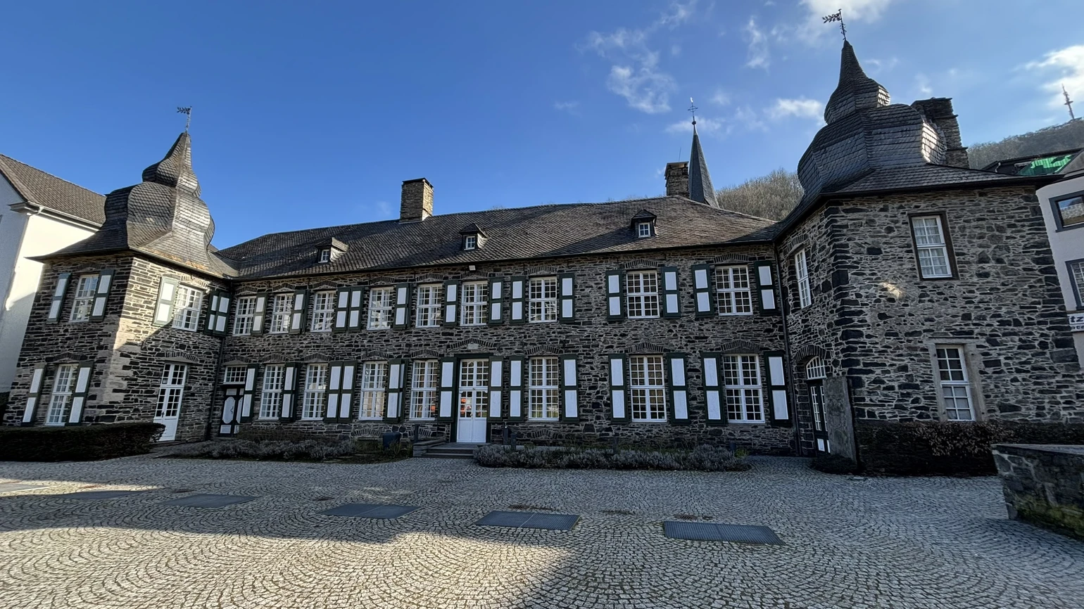 Burg Holtzbrinck