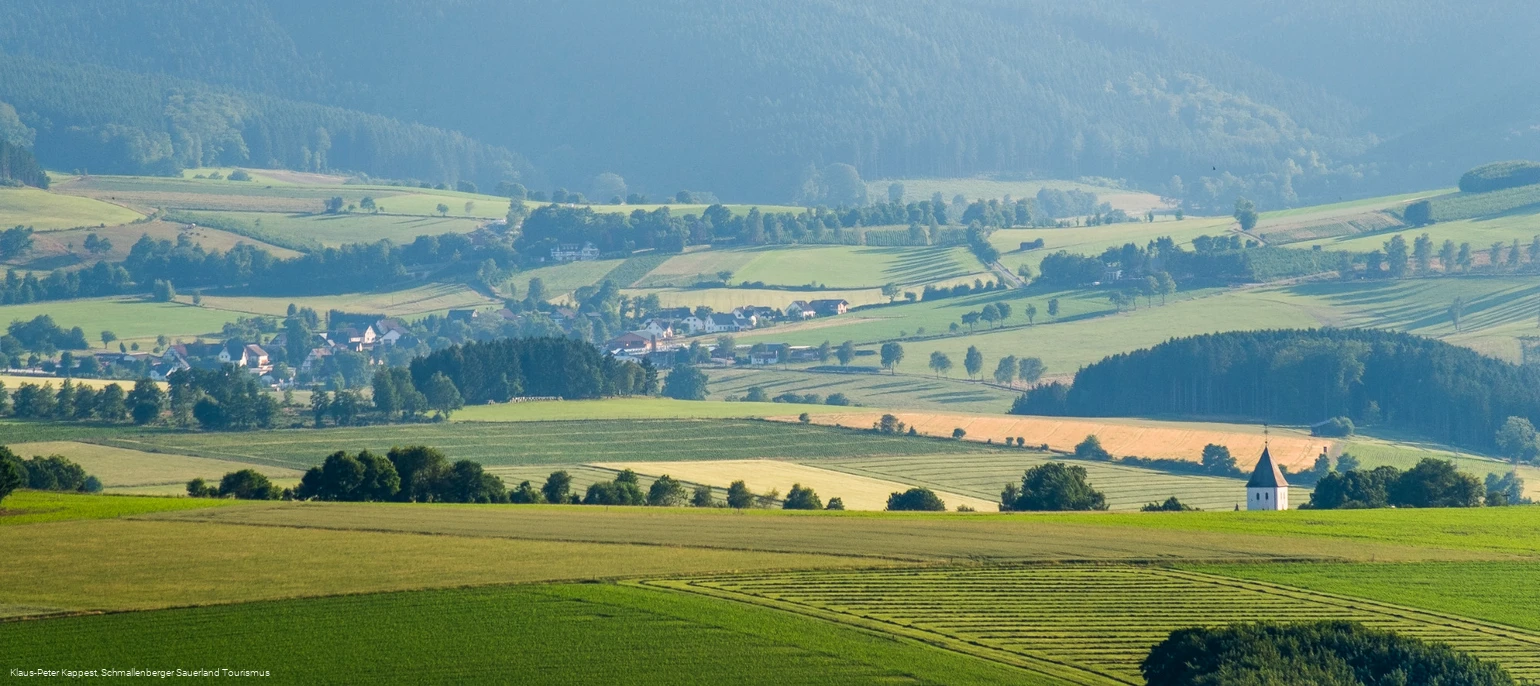Weiter Blick auf Niederberndorf