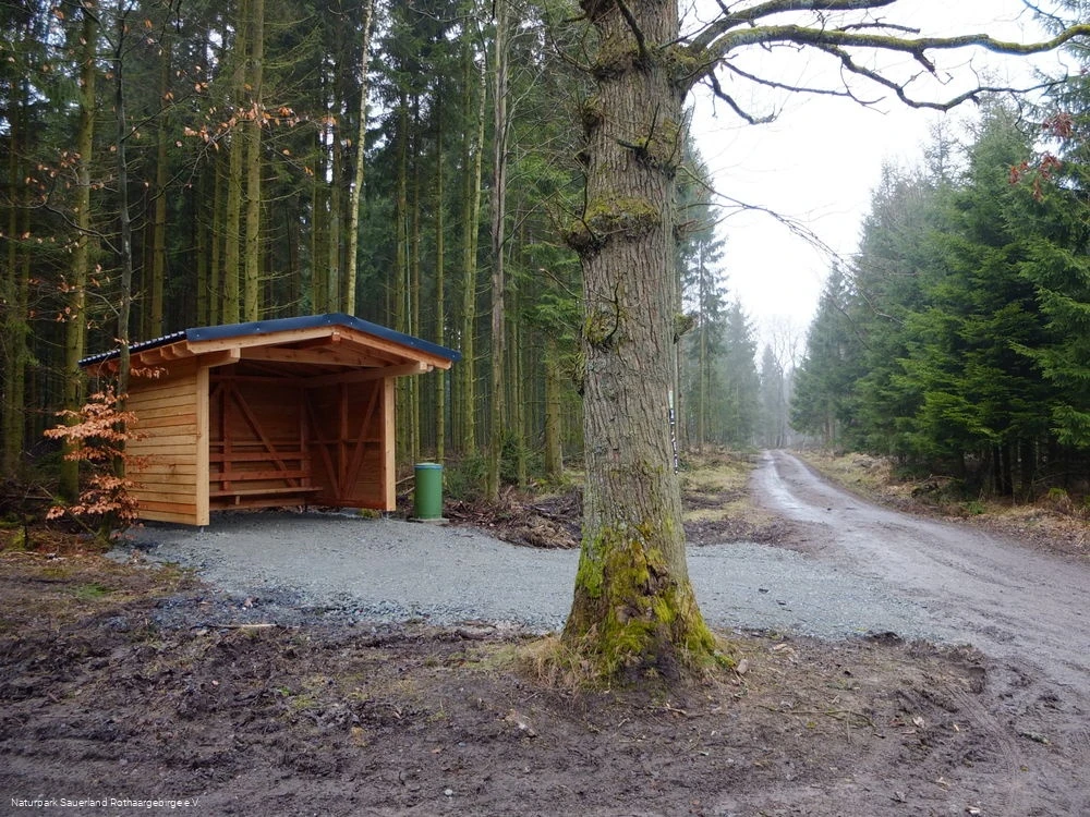 Die Schutzhütte "Auf'm Stück& Die Schutzhütte "Auf'm Stück&