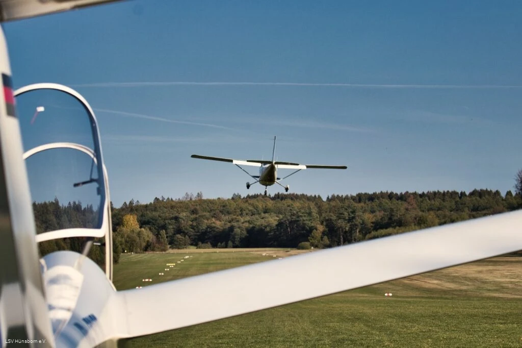 2376603