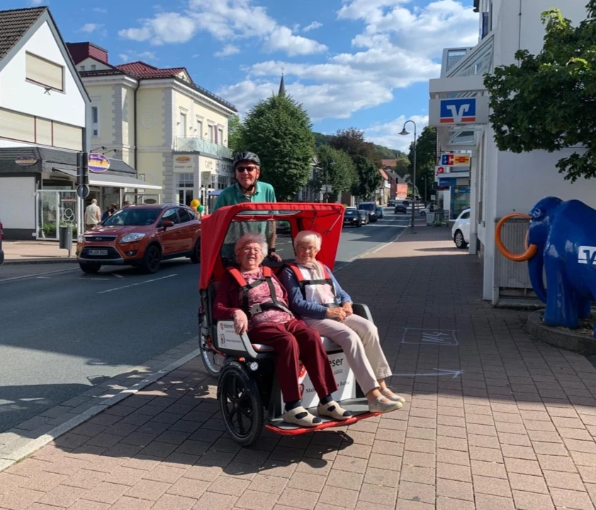 Rikscha Stadt Balve.jpg