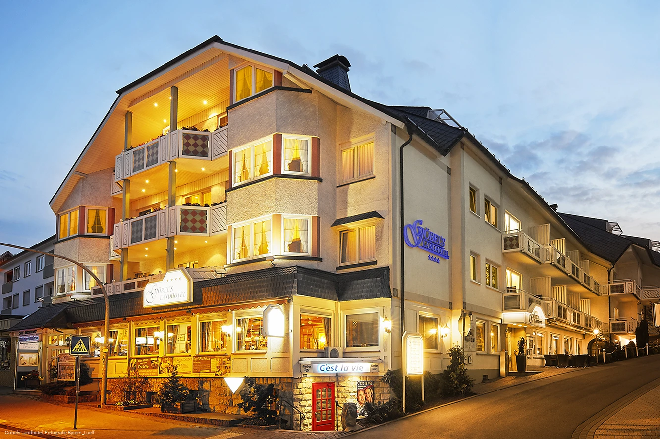 Außenansicht Göbel's Landhotel_(c) Göbel Hotels.jpg