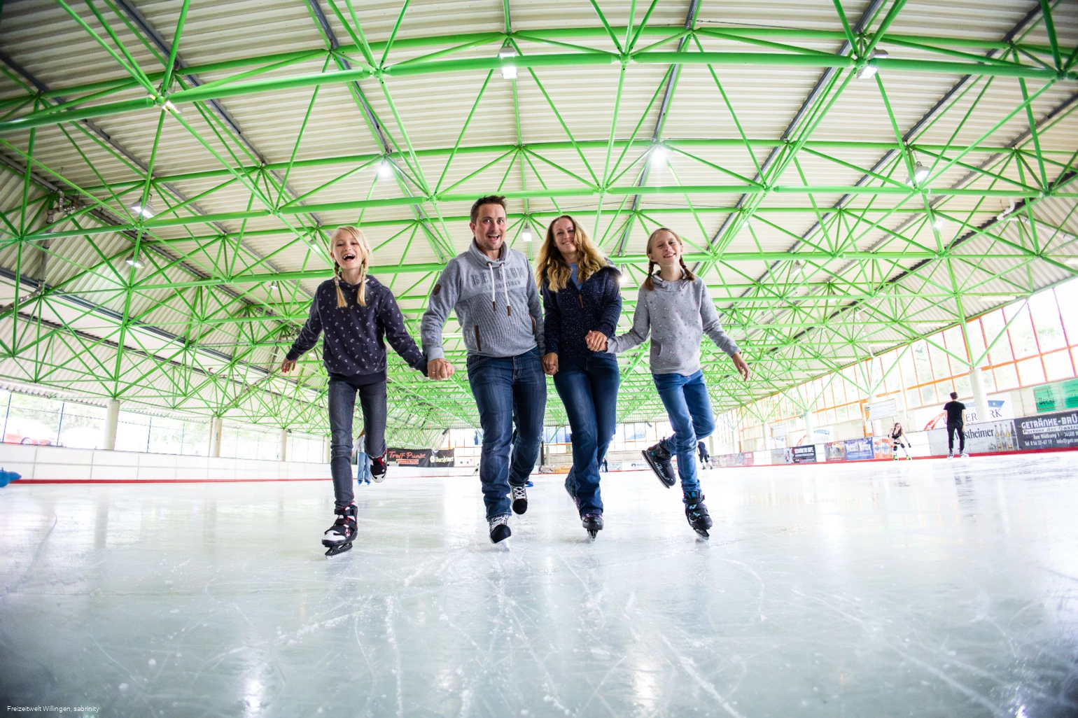 sabrinity_eissporthalle08neu.jpg sabrinity_eissporthalle08neu.jpg