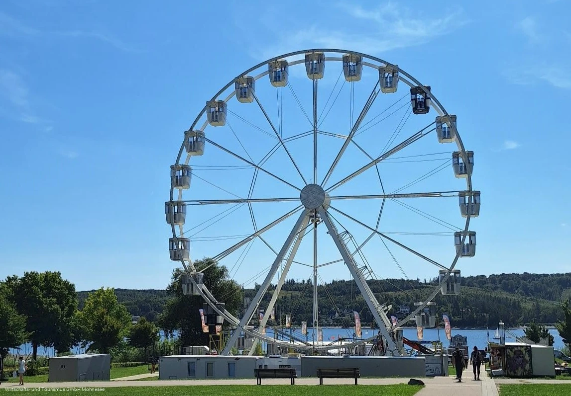 2025-Riesenrad-02.jpg 2025-Riesenrad-02.jpg