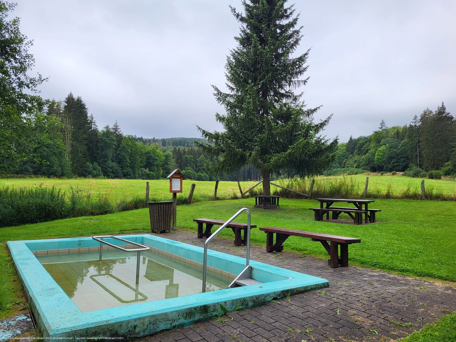 Tretbecken Glindfeld