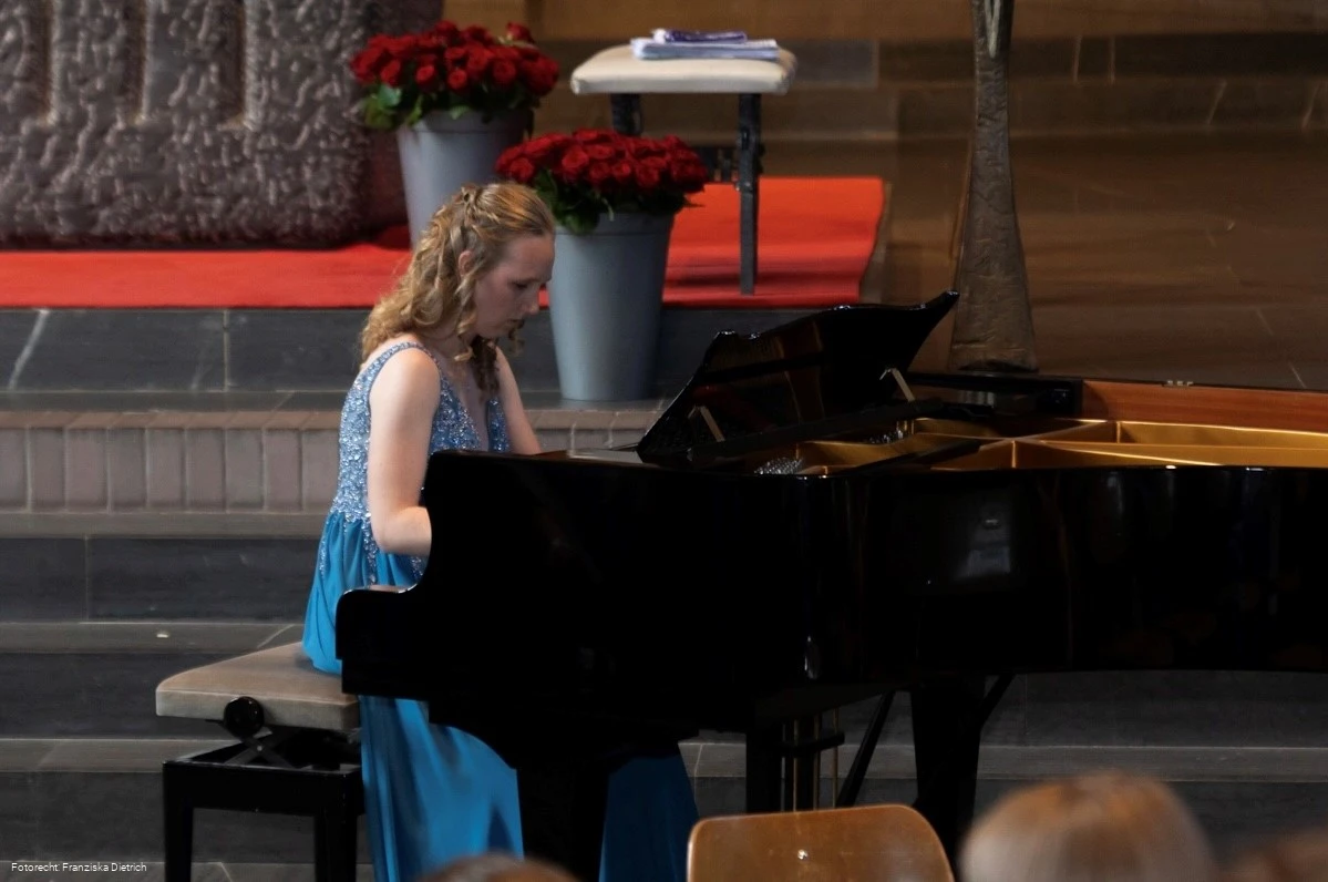 2026-05-17 Rathauskonzert Franziska Dietrich geschnitten@F. Dietrich.jpg